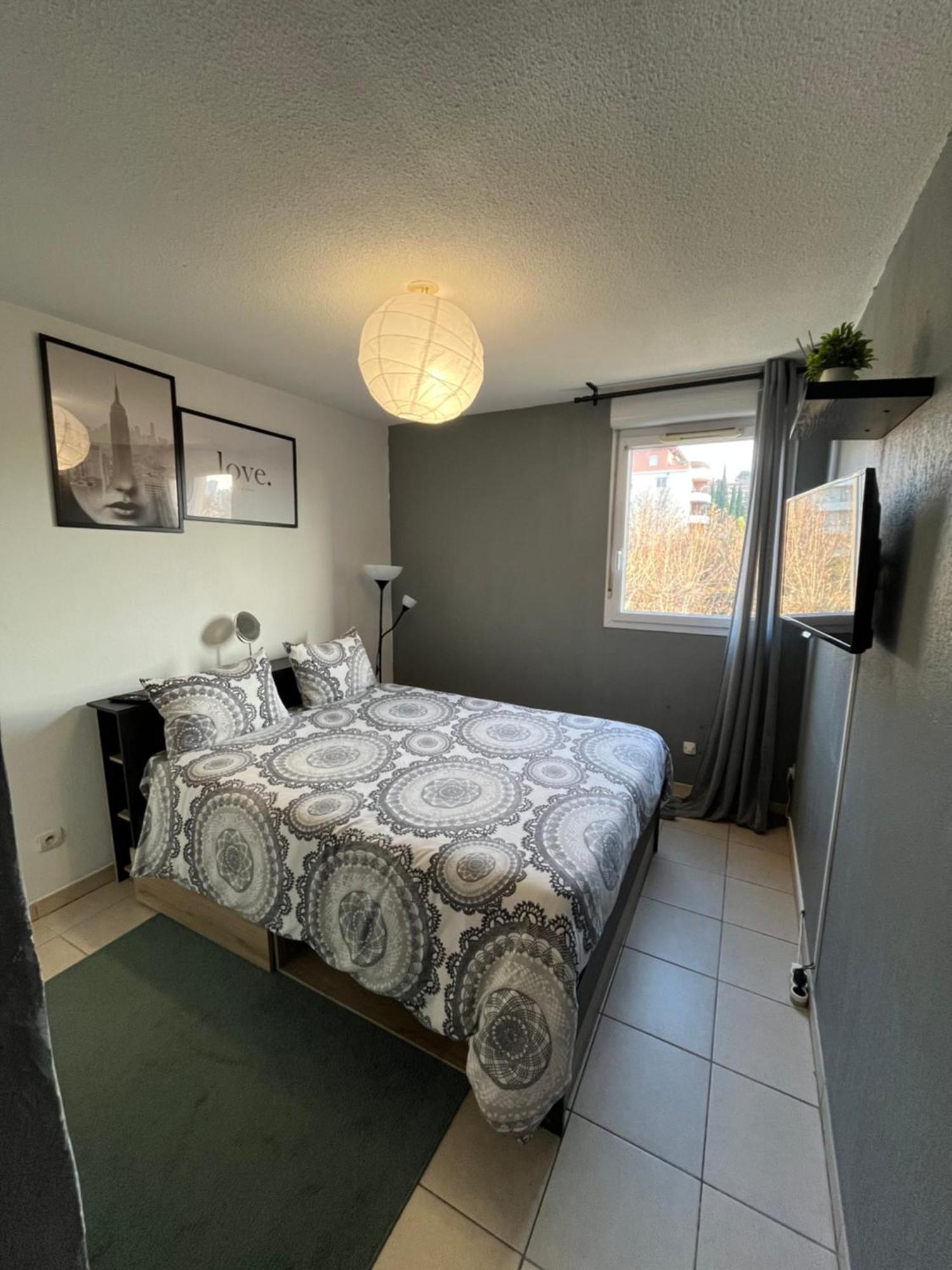 Appartement Spacieux Avec Piscine Marseille Exteriér fotografie